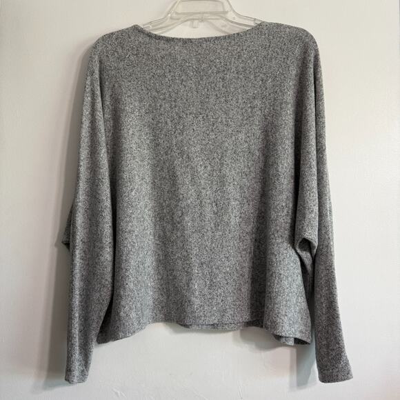 H&M Women's Gray Dolman Sleeve Sweater Size L Classic Preppy Minimalist Casual - Picture 2 of 5